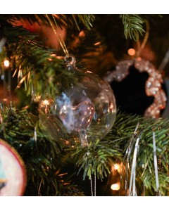 Anna + Nina | loving ornament